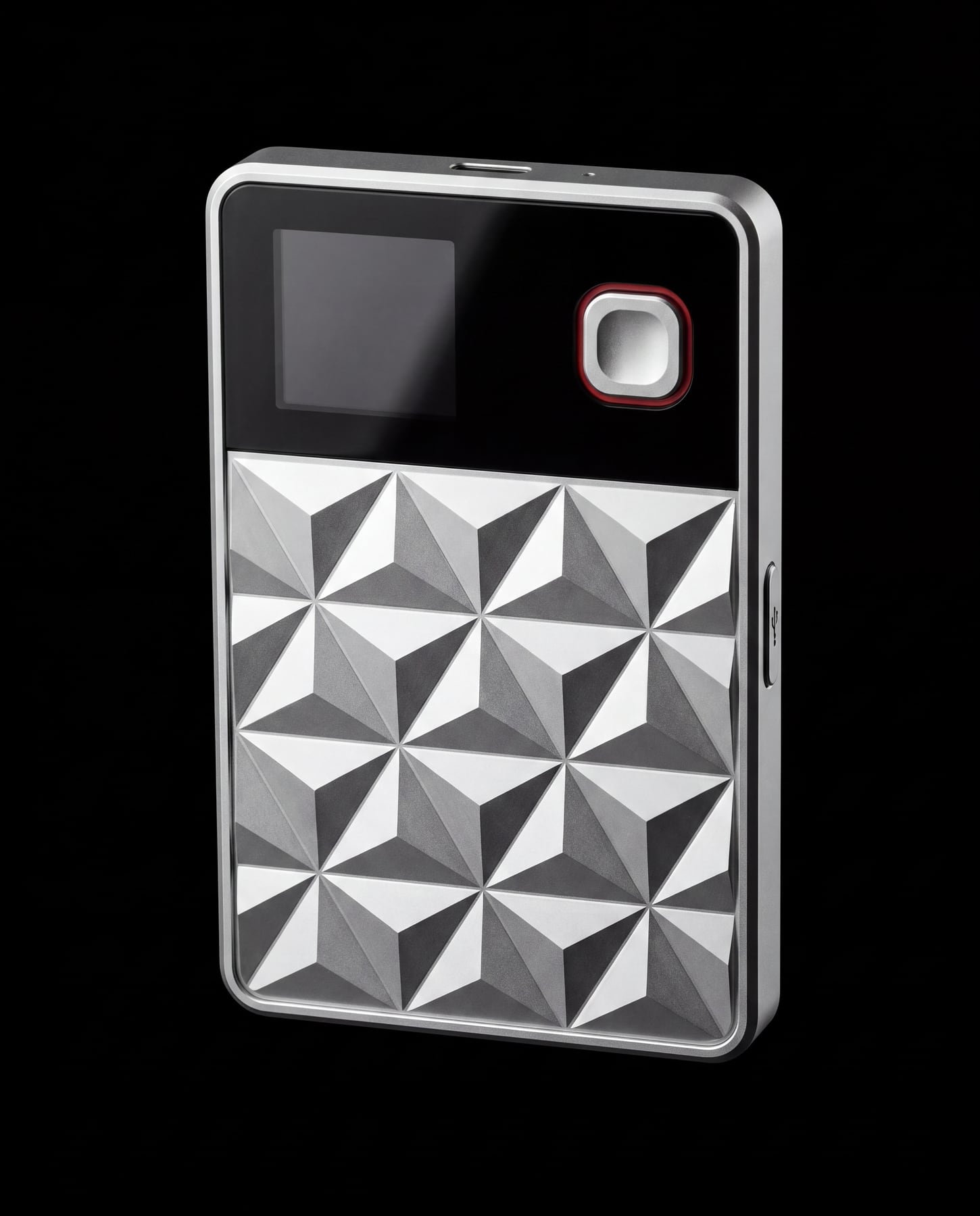 chit one Pro with its faceted aluminium face
